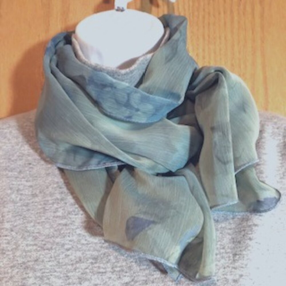 3/$15 Vintage Rayon Oblong Floral Sheer Scarf Pale Blue Green w Blue Roses